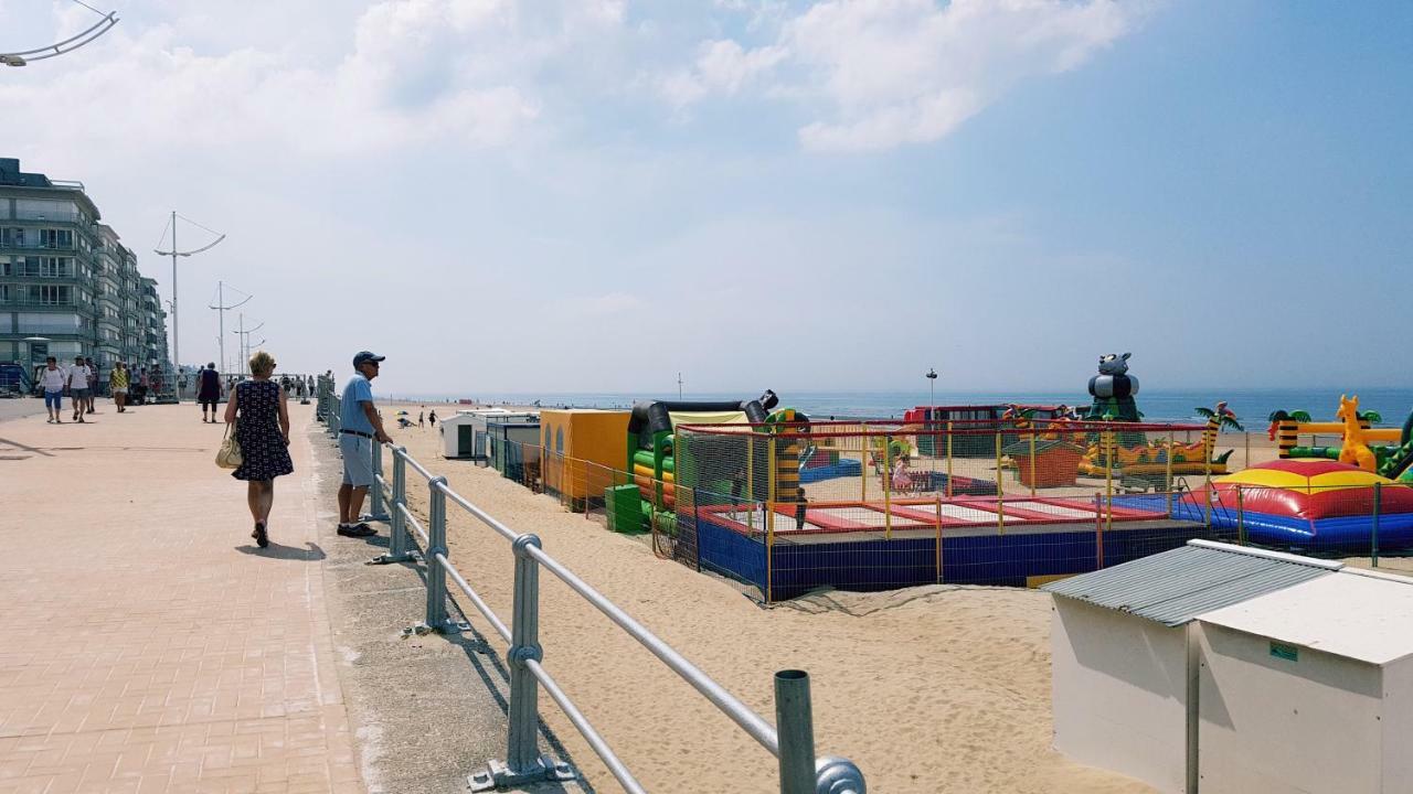 Zeedijk 241, Uitzicht Op Zee, Vue Sur La Mer Koksijde Exteriér fotografie