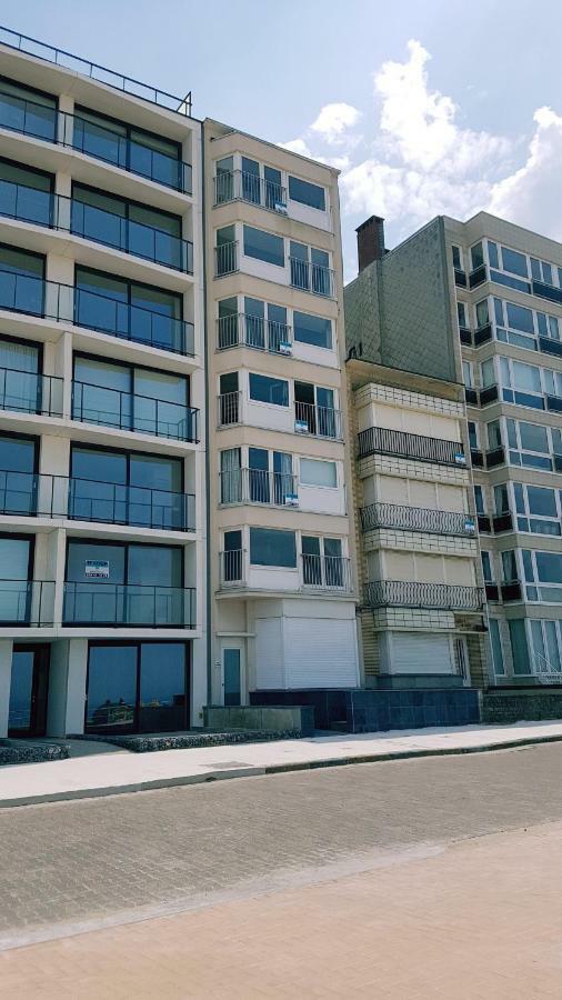 Zeedijk 241, Uitzicht Op Zee, Vue Sur La Mer Koksijde Exteriér fotografie